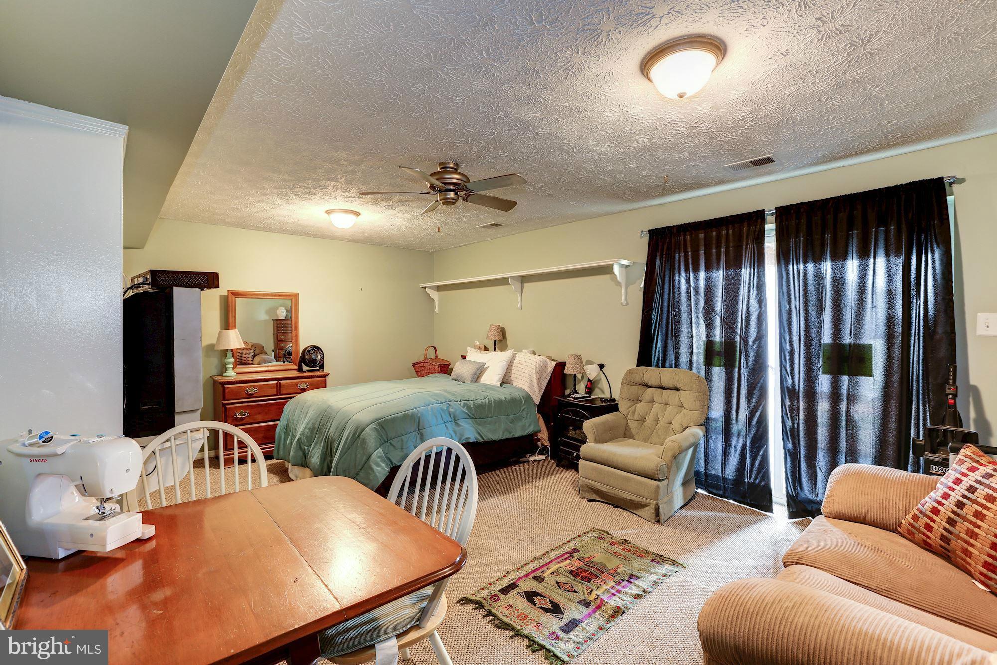 13 Laurence Brooke Road Catonsville, MD 21228 - Photo 17 of 25 Bedroom