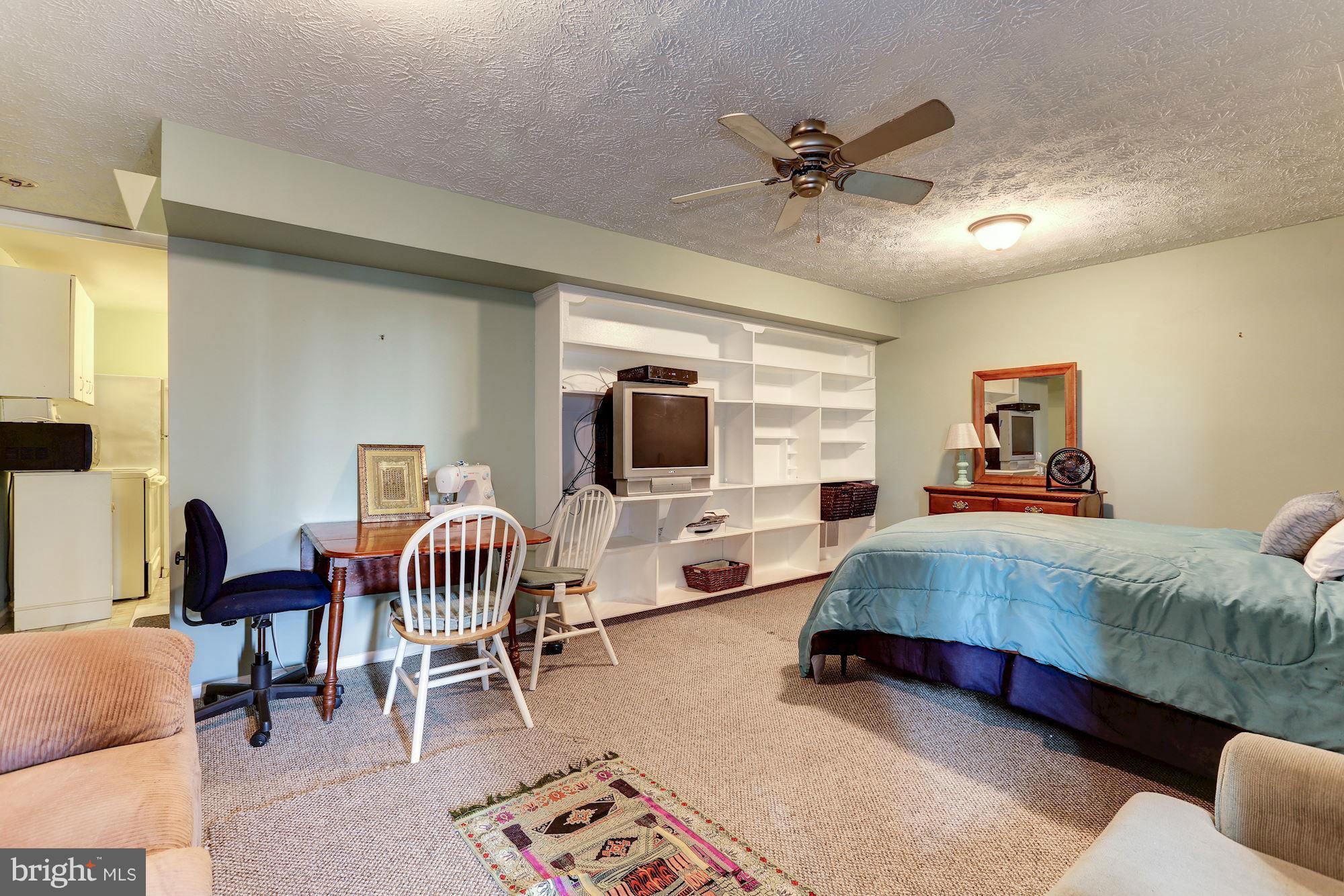13 Laurence Brooke Road Catonsville, MD 21228 - Photo 18 of 25 Bedroom