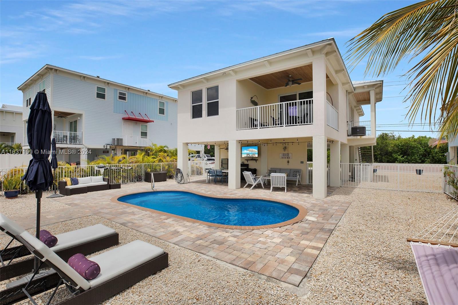 205 Sombrero Beach Road Marathon, FL 33050 - Photo 10 of 40 Gallery Image 10