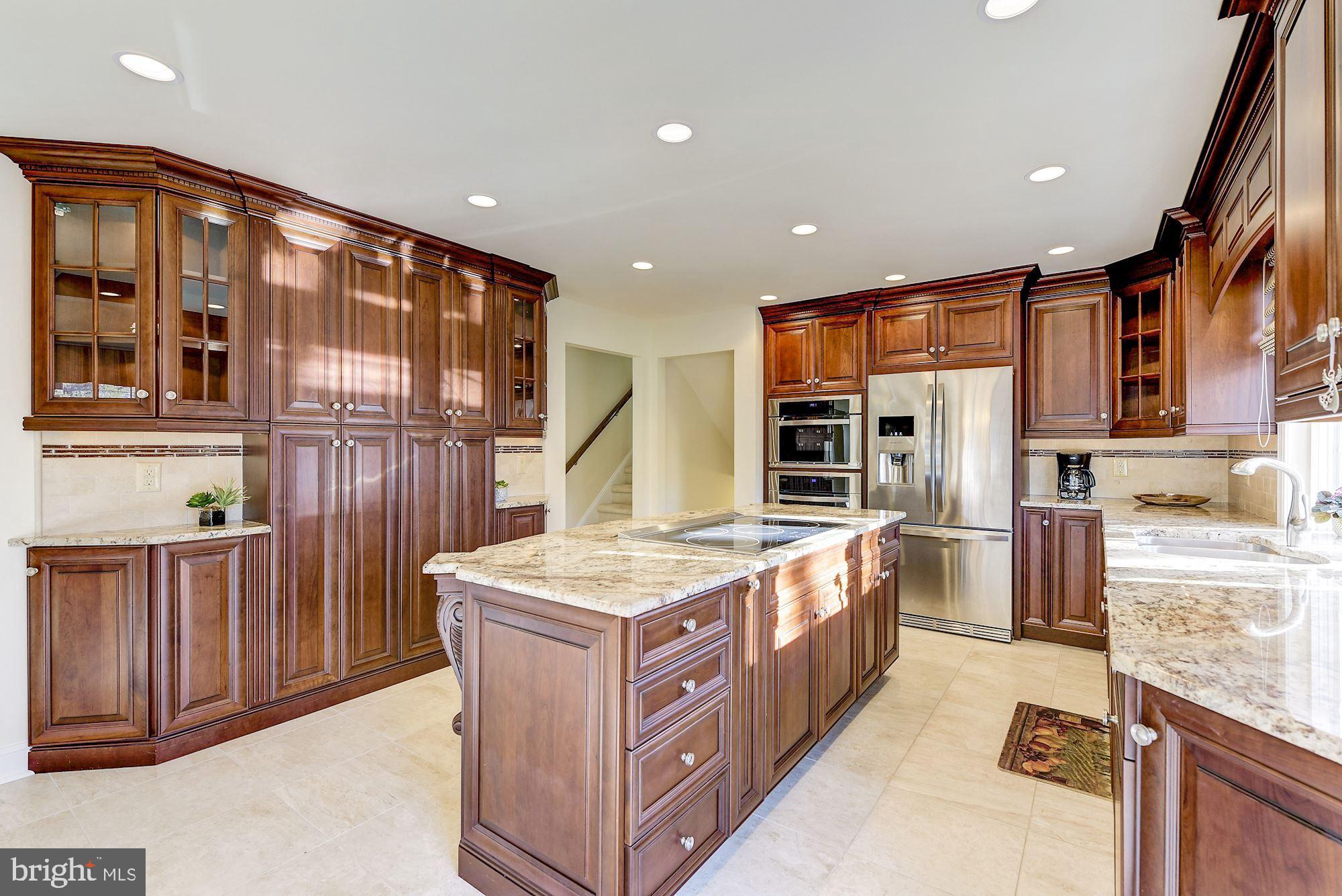 200 Winding Way Moorestown, NJ 08057 - Photo 4 of 34