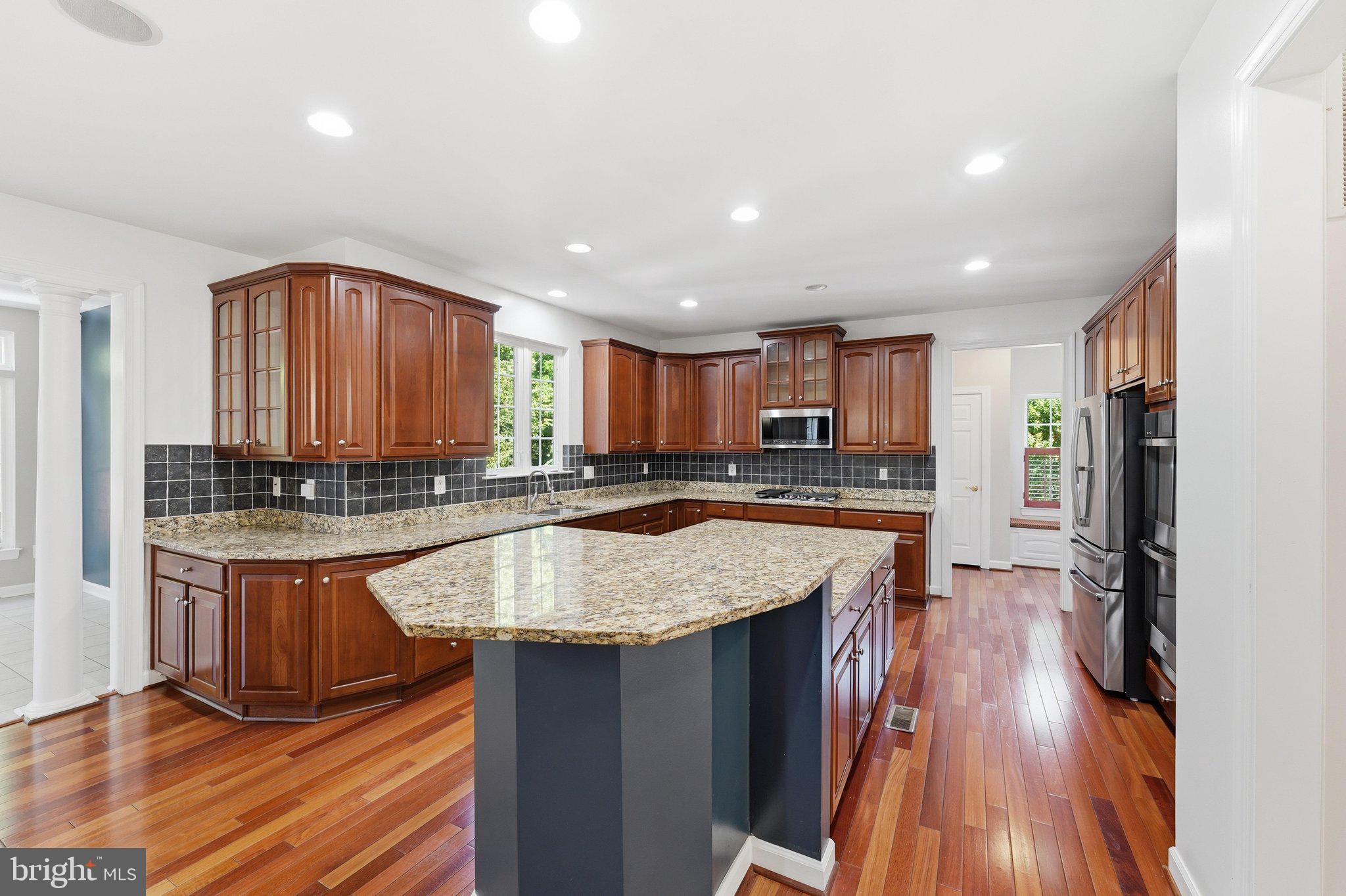2148 Chestnut Lane Frederick, MD 21702 - Photo 12 of 77 Kitchen