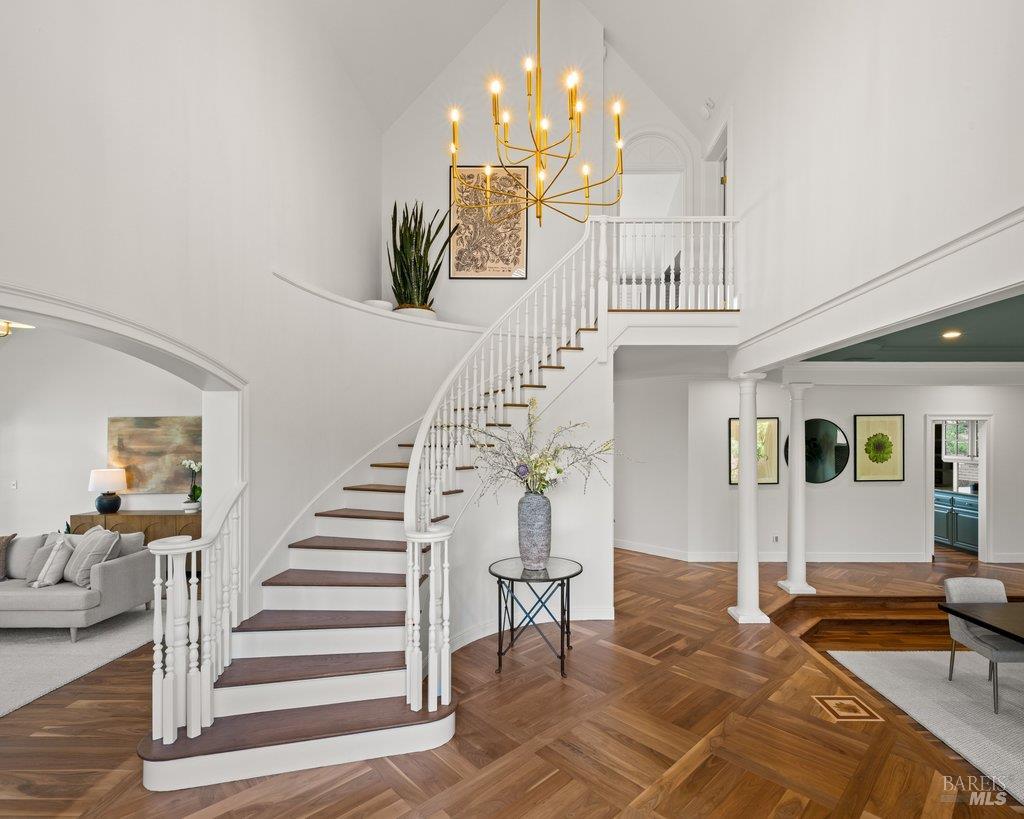 82 McNear Drive San Rafael, CA 94901 - Photo 14 of 54 a view of entryway and hall