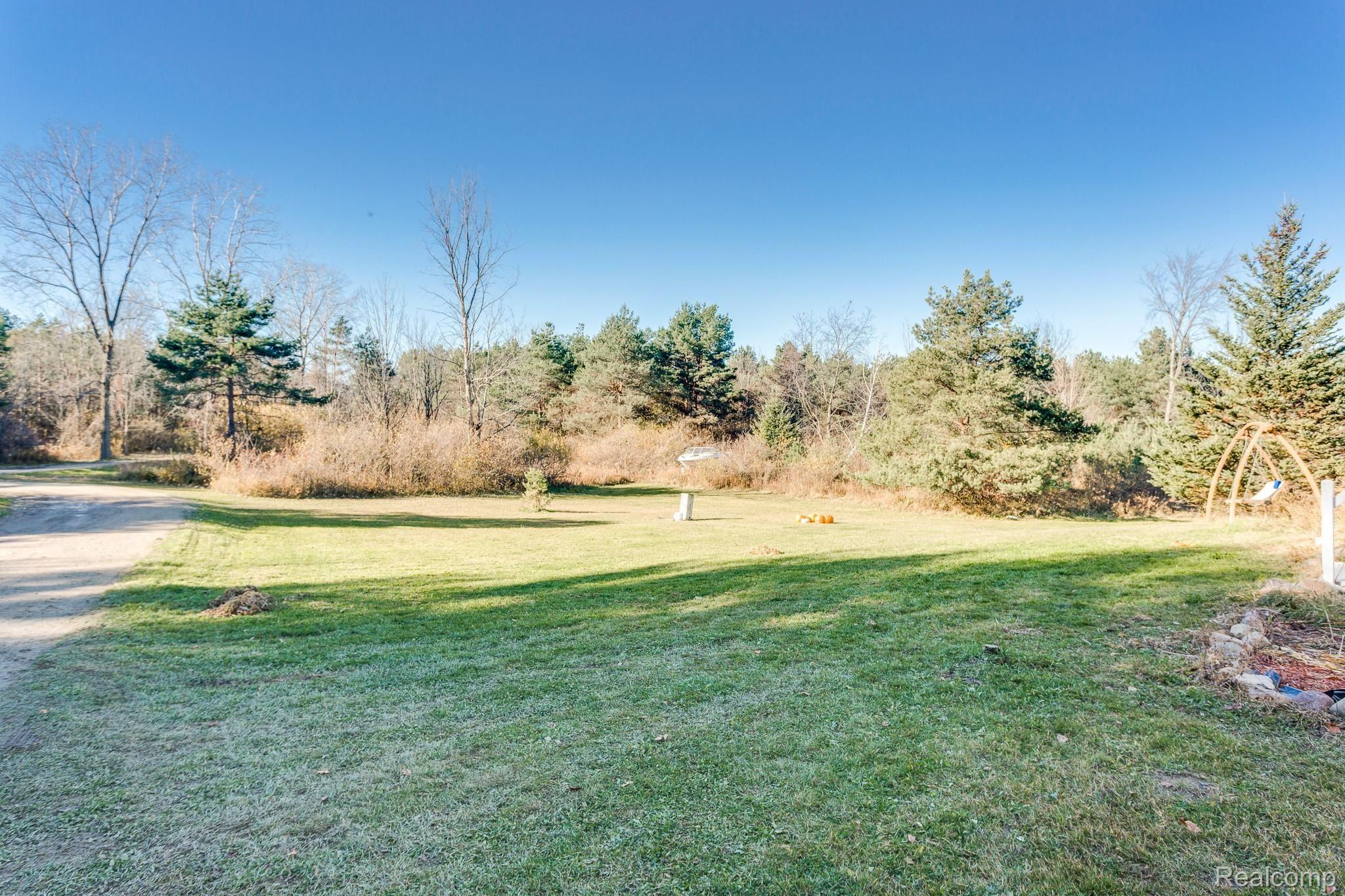 6287 Burns Line Road Croswell, MI 48422 - Photo 4 of 23 6287 Burns Line Rd (3 of 27).jpg