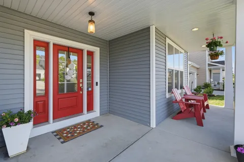 $590,000 | 5326 North Peninsula Way, McFarland, WI 53558