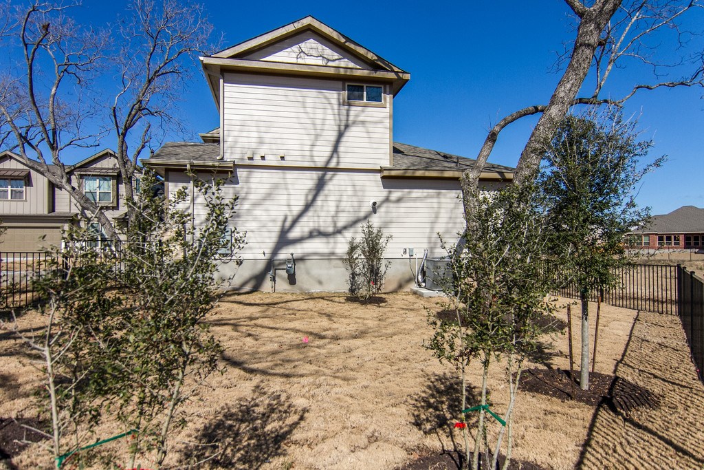 9503 McKnight Loop Austin, TX 78717 - Photo 28 of 32