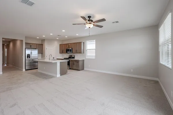 $2,100 | 26113 North 170th Avenue, Surprise, AZ 85387