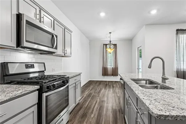 $2,200 | 24228 Water Tupelo Road, Ponchatoula, LA 70454