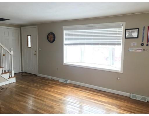 11 Brooks Road Salisbury, MA 01952 - Photo 4 of 12