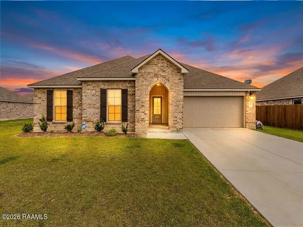 $285,000 | 408 Dulworth Court, Breaux Bridge, LA 70517