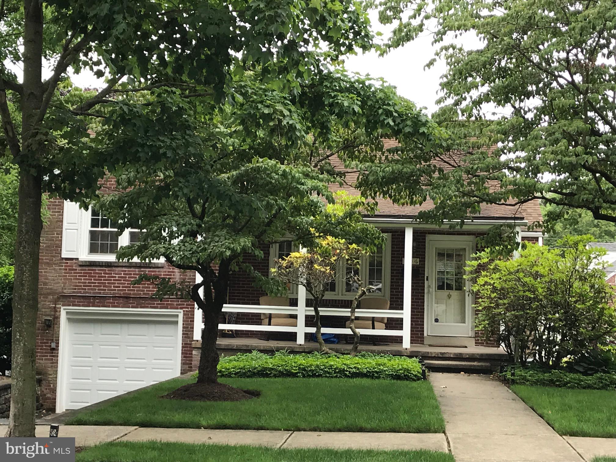 704 North Waverly Street Reading, PA 19607 - Photo 1 of 41 Gallery Image 1