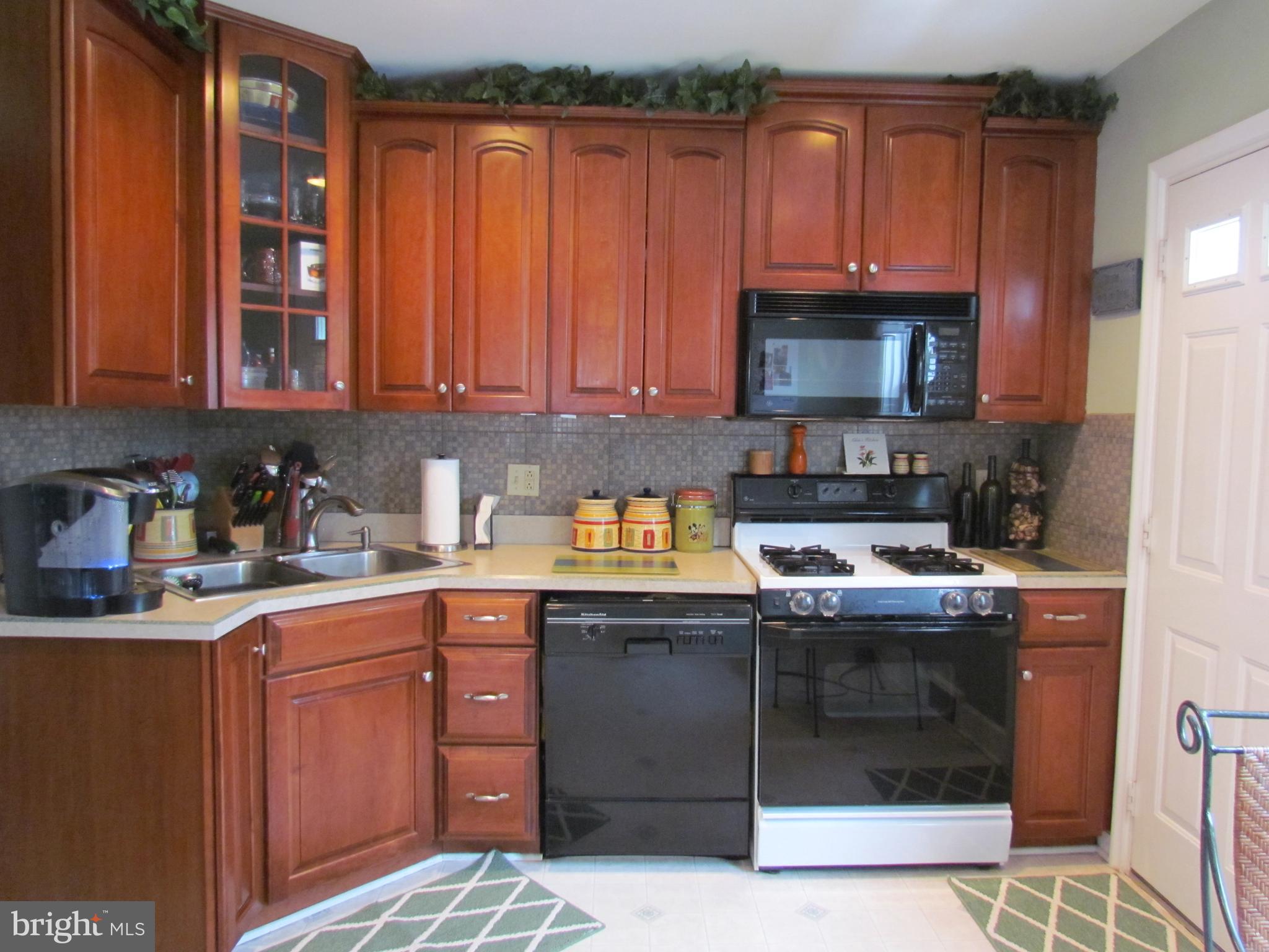 704 North Waverly Street Reading, PA 19607 - Photo 11 of 41 Gallery Image 11