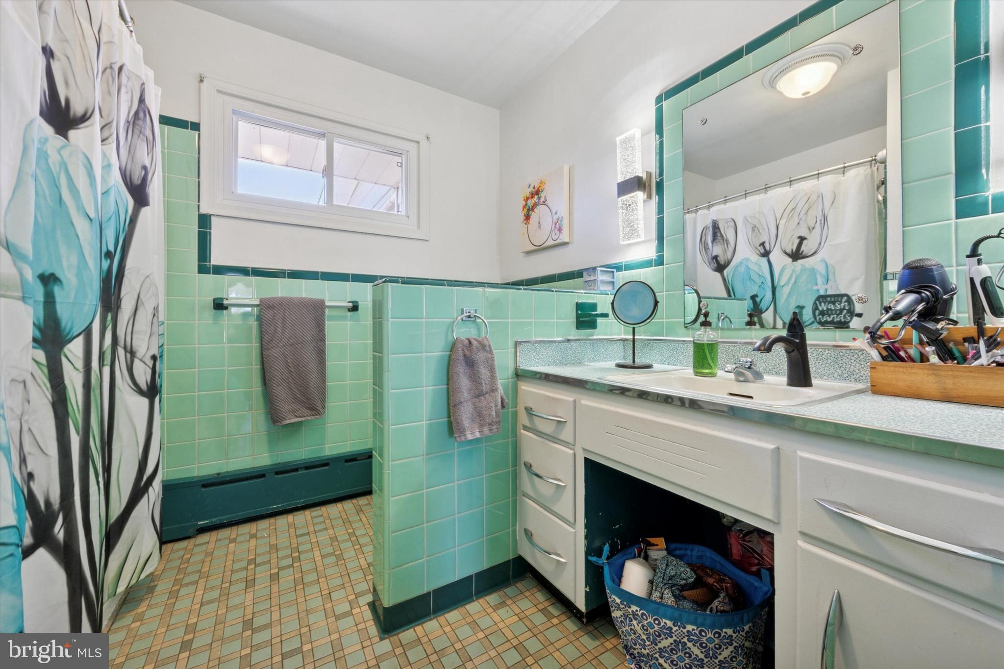 2450 West Chester Road Coatesville, PA 19320 - Photo 17 of 24 Bathroom 1