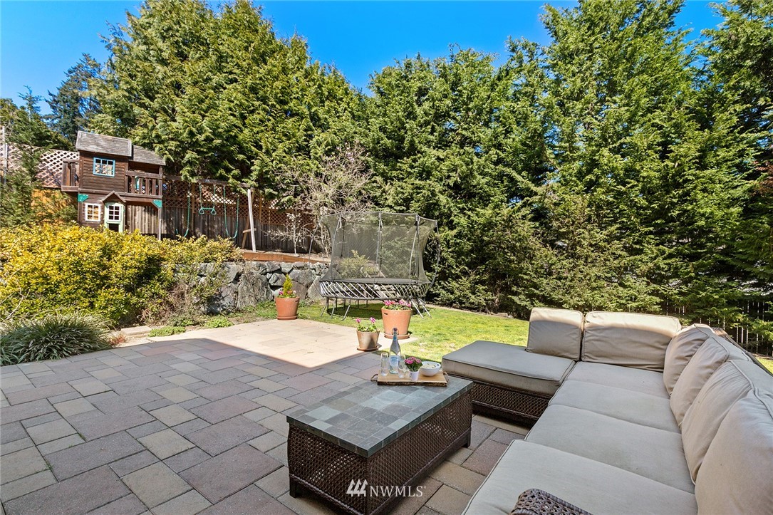 2009 Lyons Avenue Northeast Renton, WA 98059 - Photo 19 of 35 a view of backyard with seating space