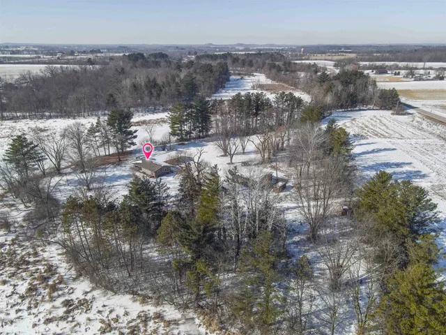 $485,000 | E5245 Haire Road, Weyauwega, WI 54983