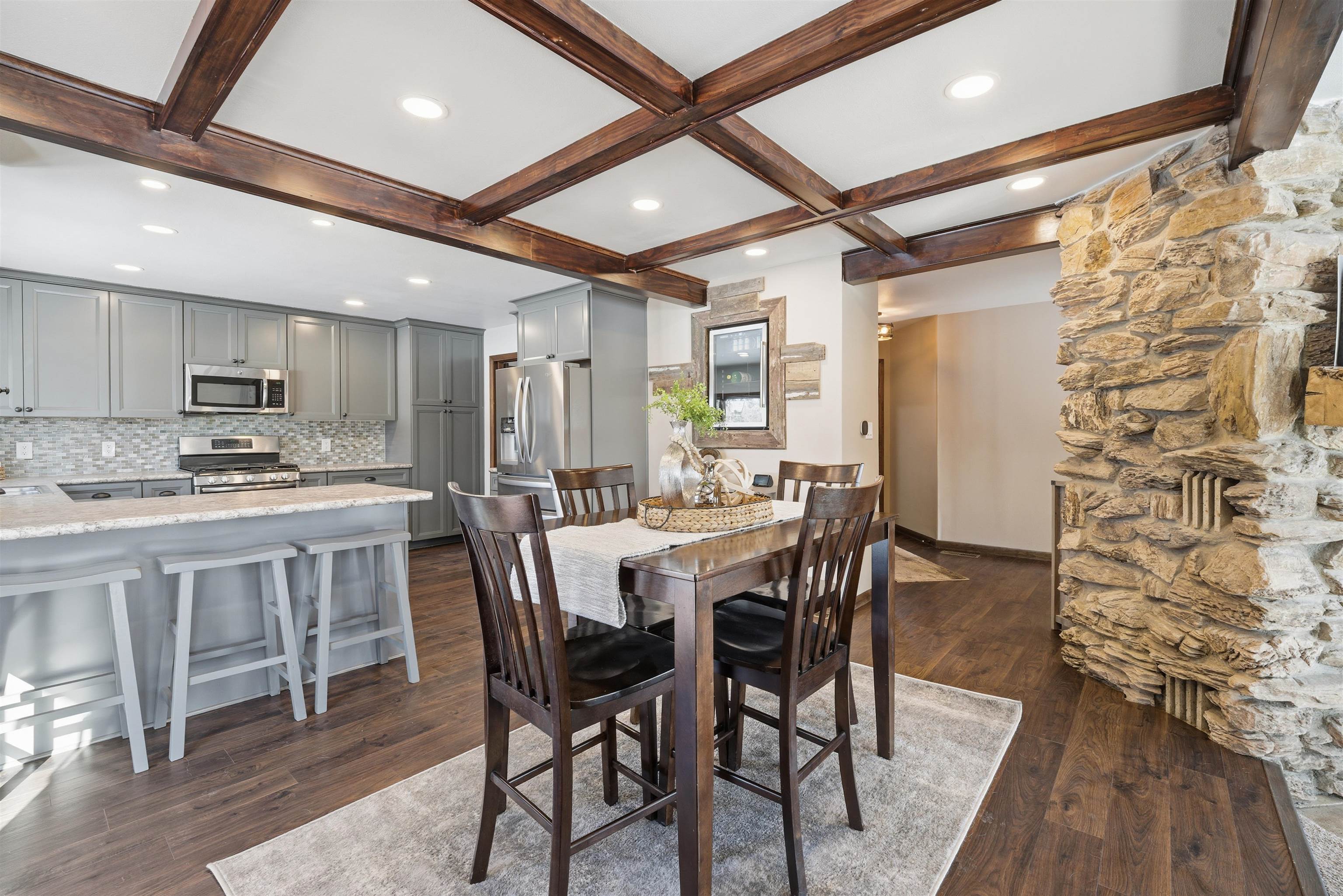 E5245 Haire Road Weyauwega, WI 54983 - Photo 9 of 41