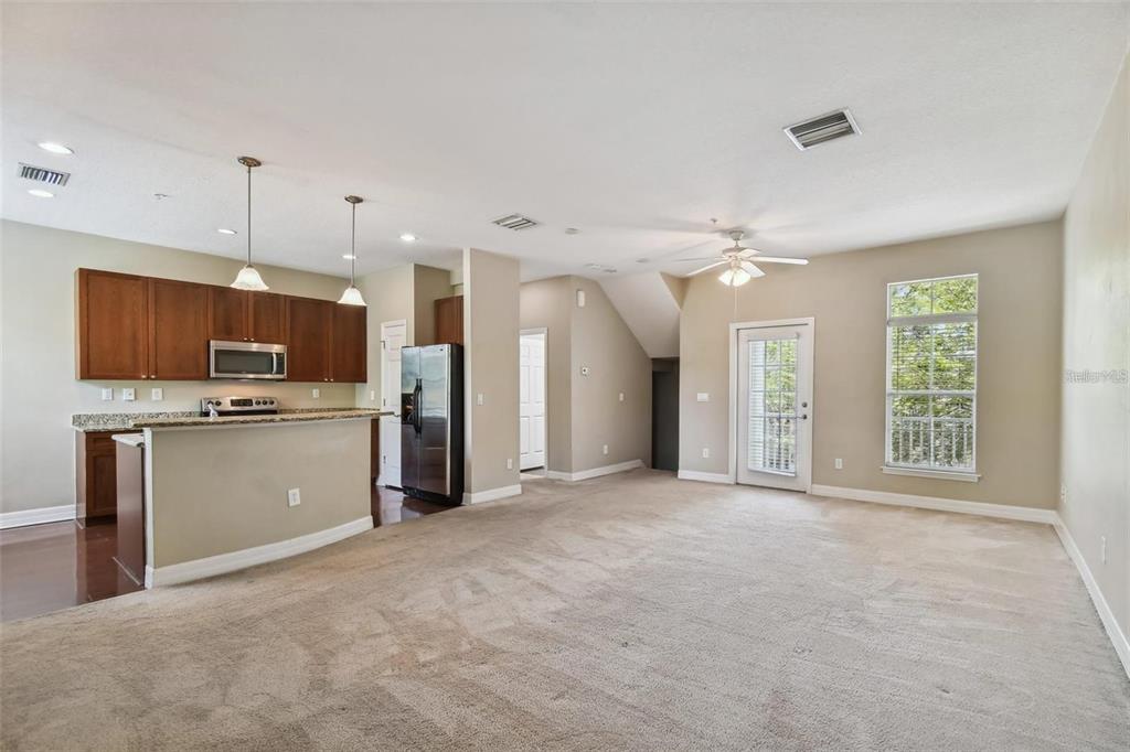 4503 Bay Spring Court Tampa, FL 33611 - Photo 3 of 45