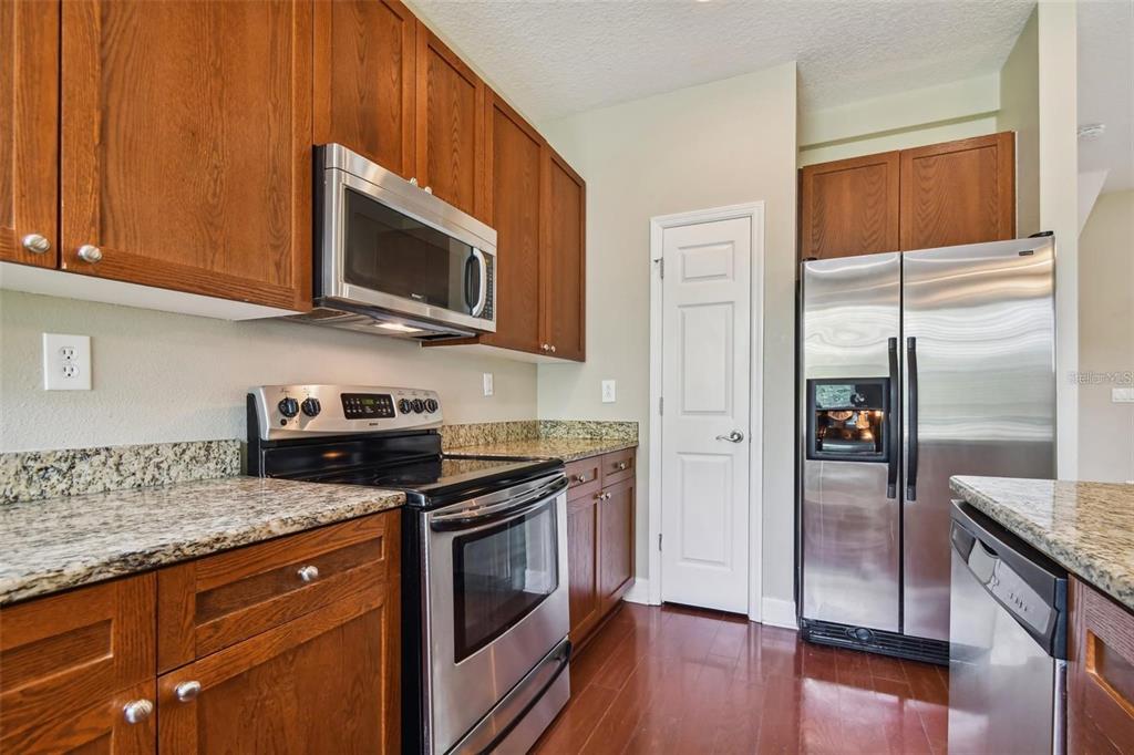 4503 Bay Spring Court Tampa, FL 33611 - Photo 6 of 45