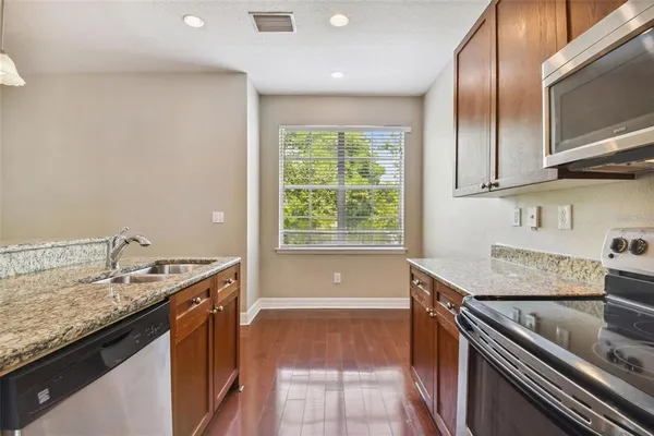 $2,800 | 4503 Bay Spring Court, Tampa, FL 33611