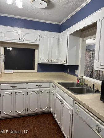 $255,000 | 5154 Sunnyvale Drive, Jackson, MS 39211