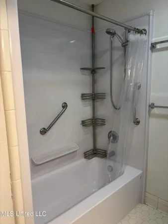 $255,000 | 5154 Sunnyvale Drive, Jackson, MS 39211