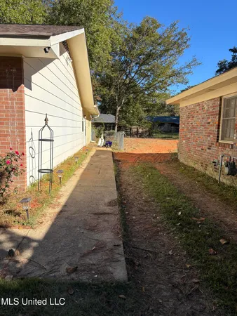 $255,000 | 5154 Sunnyvale Drive, Jackson, MS 39211