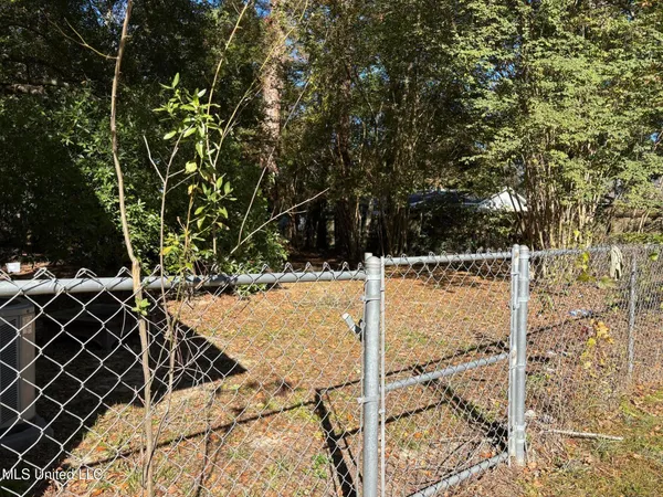 $255,000 | 5154 Sunnyvale Drive, Jackson, MS 39211