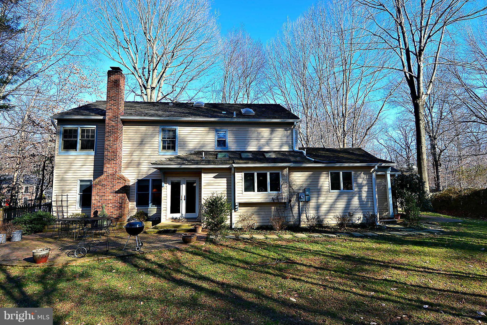 749 Ridge Drive McLean, VA 22101 - Photo 24 of 28 Exterior (Rear)