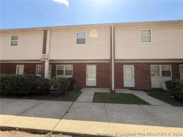 $1,050 | 713 North Street, Unit D, Fayetteville, NC 28301