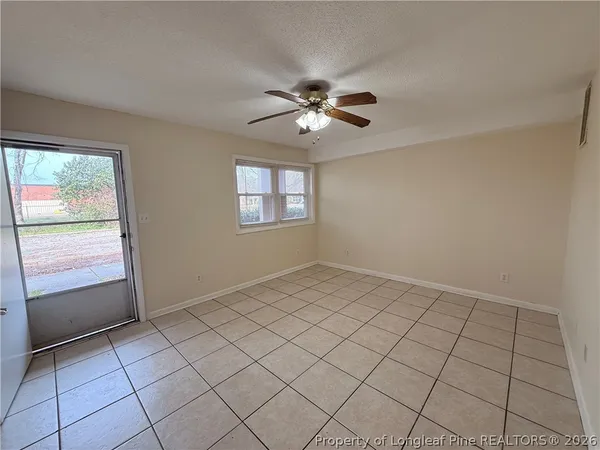 $1,050 | 713 North Street, Unit D, Fayetteville, NC 28301