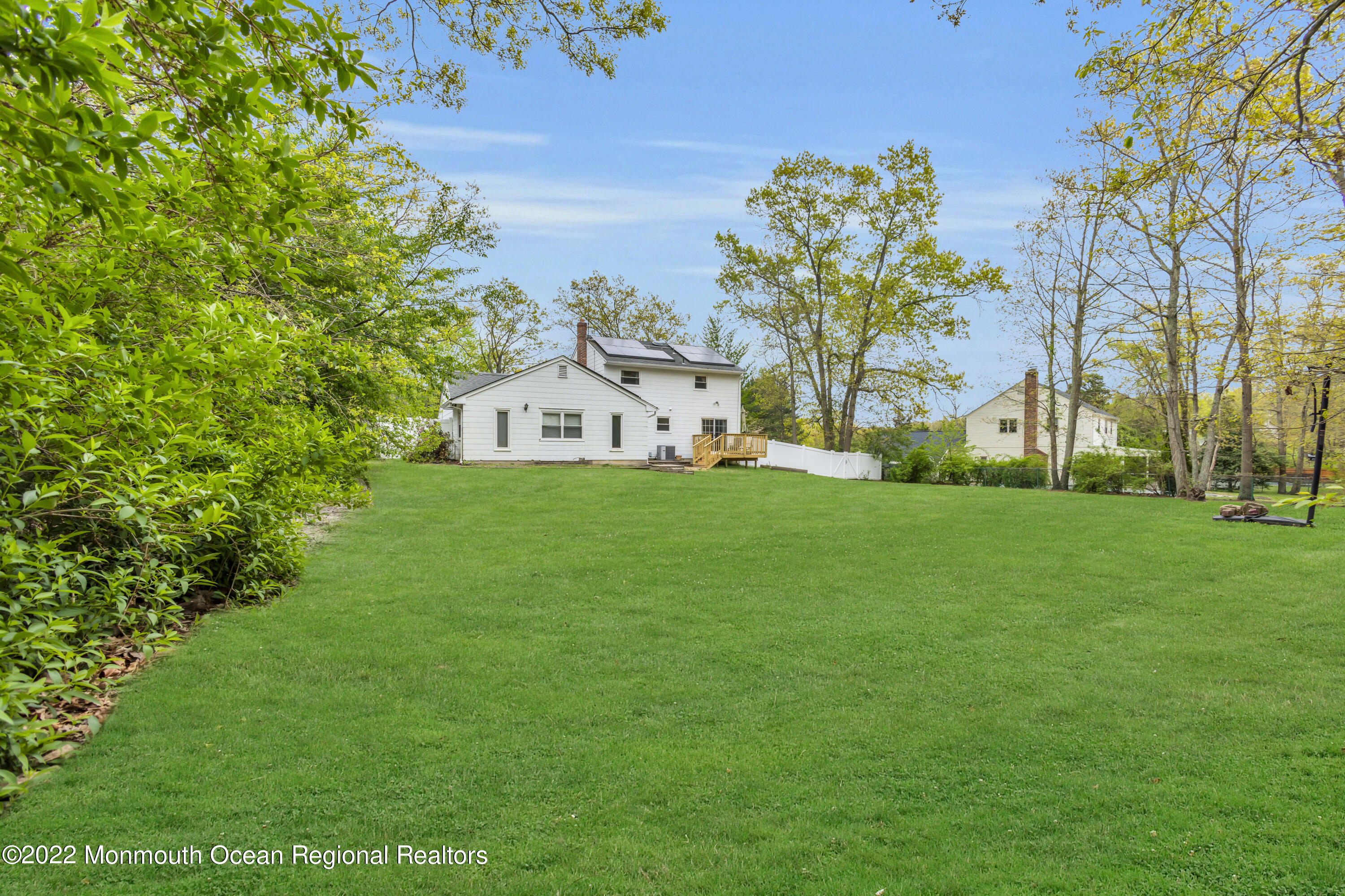 9 Buxton Road Jackson, NJ 08527 - Photo 23 of 25 039_9_buxton_rd_jackson_nj_08527_028