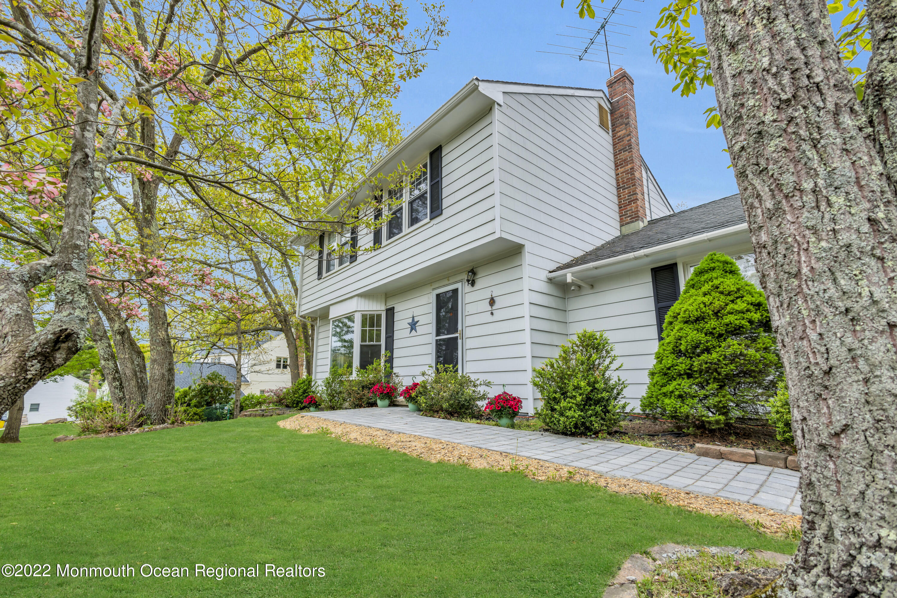 9 Buxton Road Jackson, NJ 08527 - Photo 3 of 25 008_9_buxton_rd_jackson_nj_08527_023