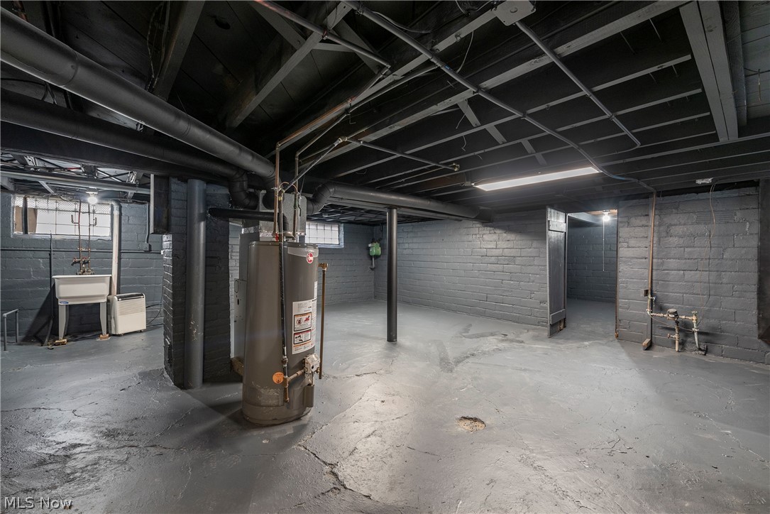 3325 Silsby Road Cleveland, OH 44118 - Photo 32 of 35 Gallery Image 32