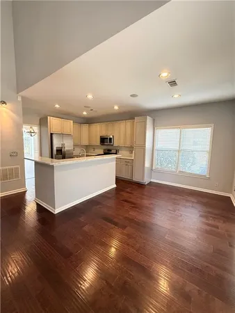 $2,795 | 3313 Hidden Trail Road Southeast, Smyrna, GA 30082