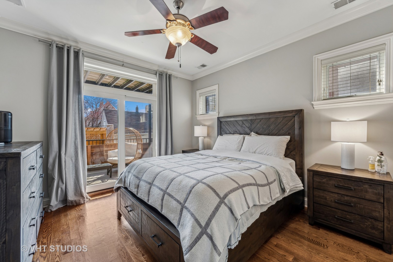 3219 North Racine Avenue, Unit 2S Chicago, IL 60657 - Photo 10 of 16 Gallery Image 10