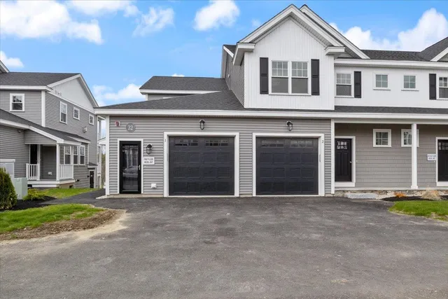 $3,250 | 26-3 Regency Circle, Kittery, ME 03904