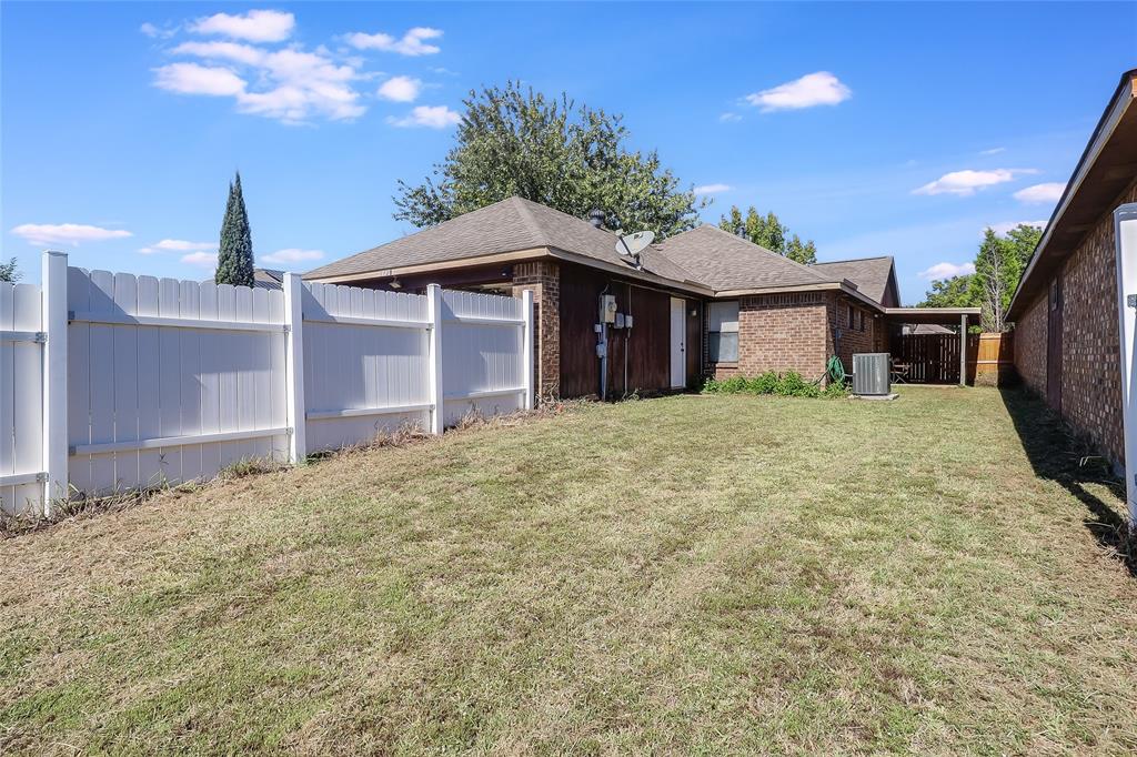 1728 Hackamore Street Mesquite, TX 75149 - Photo 20 of 22 View of fenced backyard