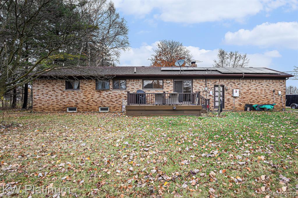 9757 Rynn Road Avoca, MI 48006 - Photo 2 of 22