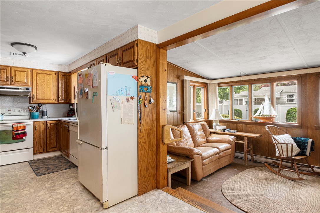 75 Liverpool Street Warwick, RI 02886 - Photo 13 of 30 Gallery Image 13