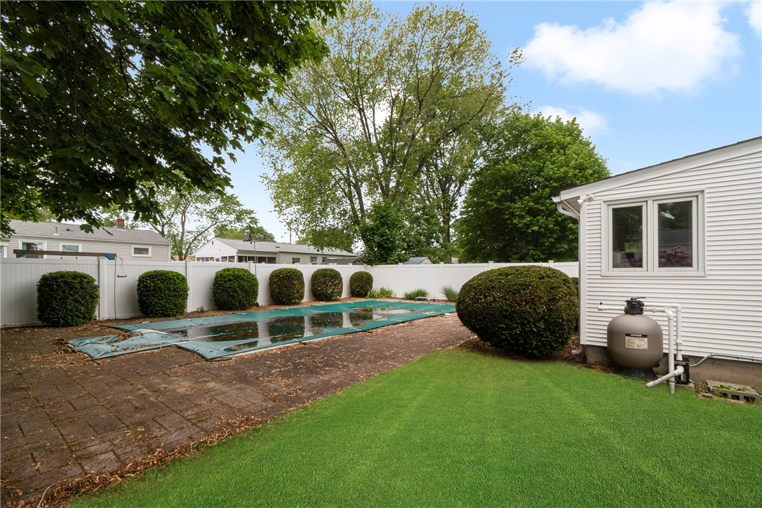 75 Liverpool Street Warwick, RI 02886 - Photo 25 of 30 Gallery Image 25