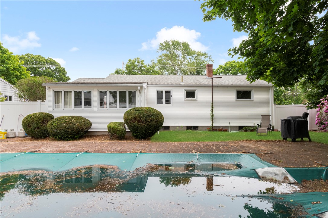 75 Liverpool Street Warwick, RI 02886 - Photo 27 of 30 Gallery Image 27