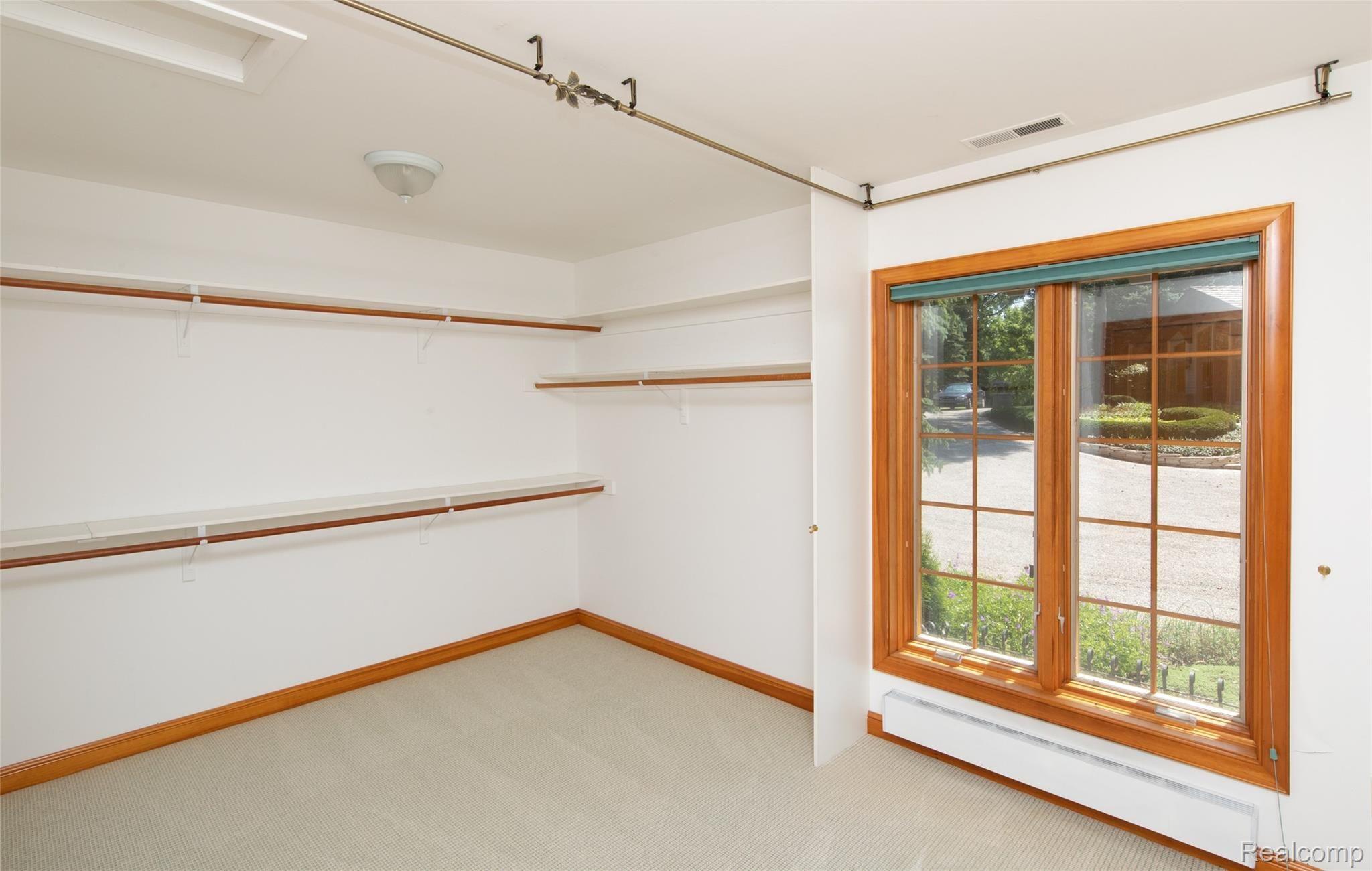 1515 Addaleen Road Highland, MI 48357 - Photo 32 of 48 Massive Walk In Closet