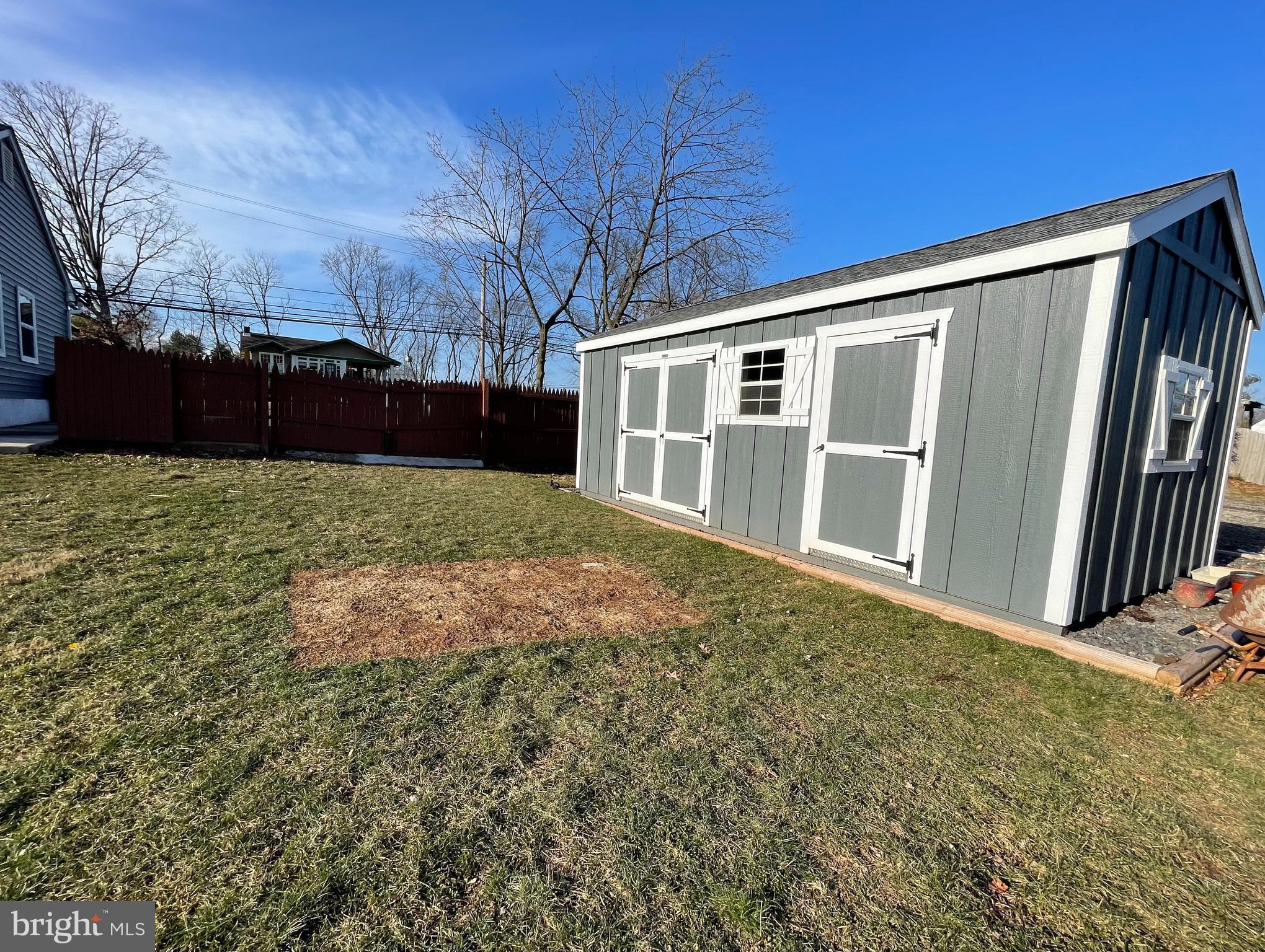 shed