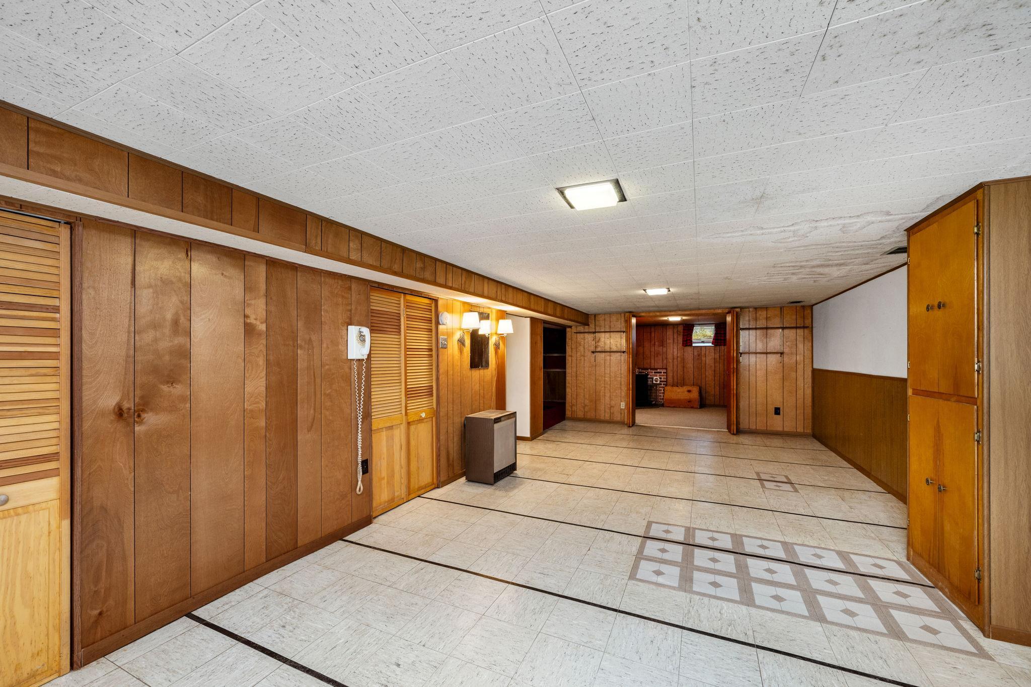 8214 32nd Place North Crystal, MN 55427 - Photo 12 of 45