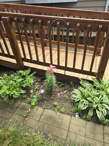 $335,000 | 8214 32nd Place North, Minneapolis, MN 55427