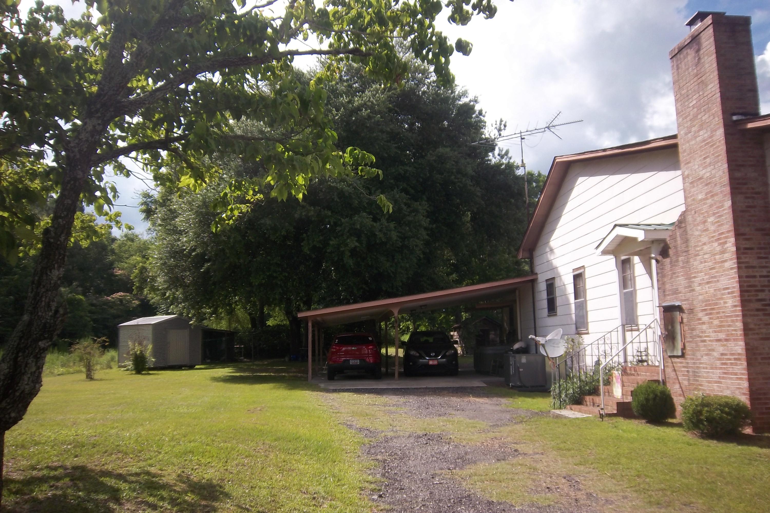 2030 Farrells Road Branchville, SC 29432 - Photo 29 of 39 Carport