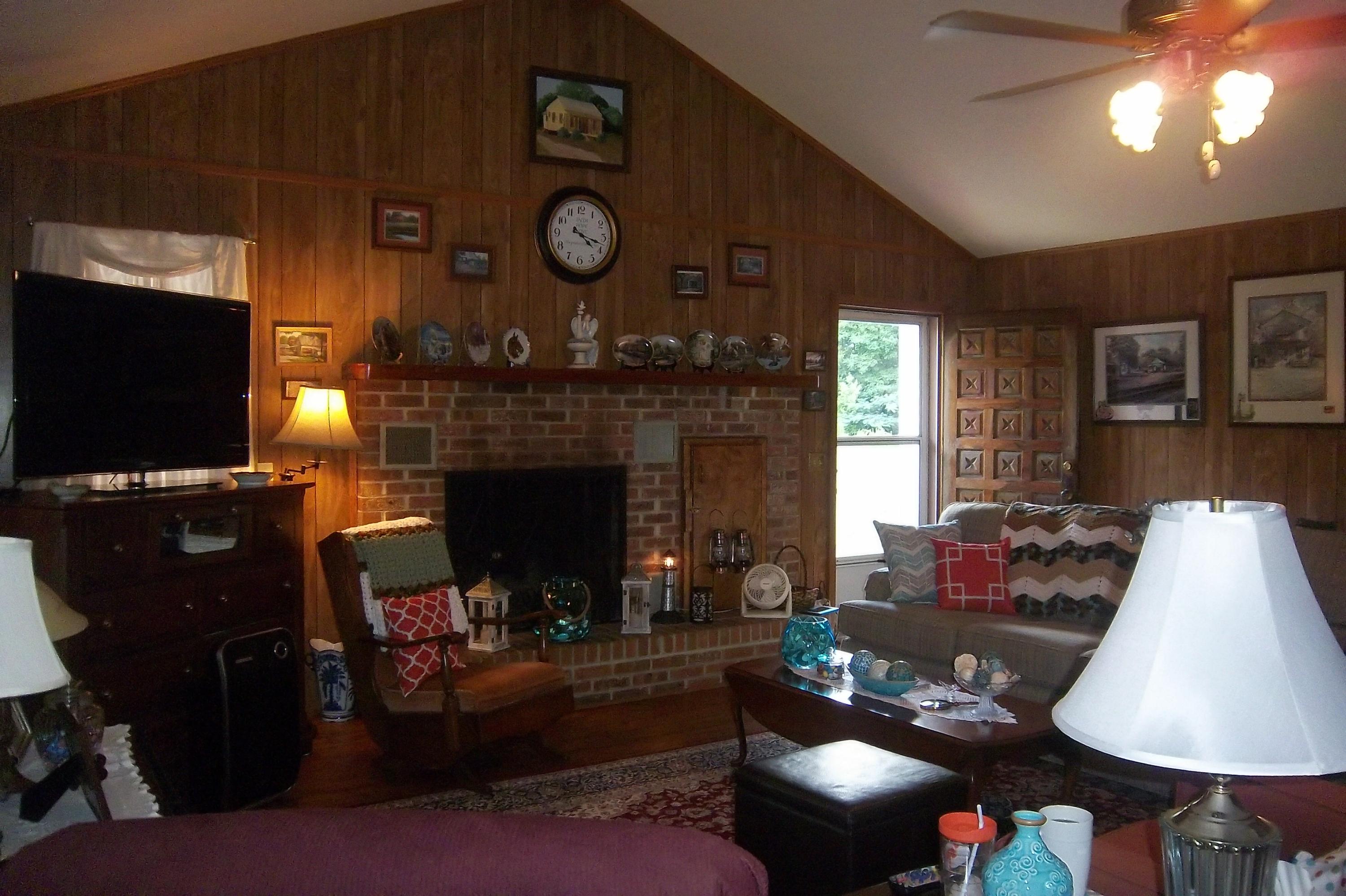 2030 Farrells Road Branchville, SC 29432 - Photo 5 of 39 Living Room