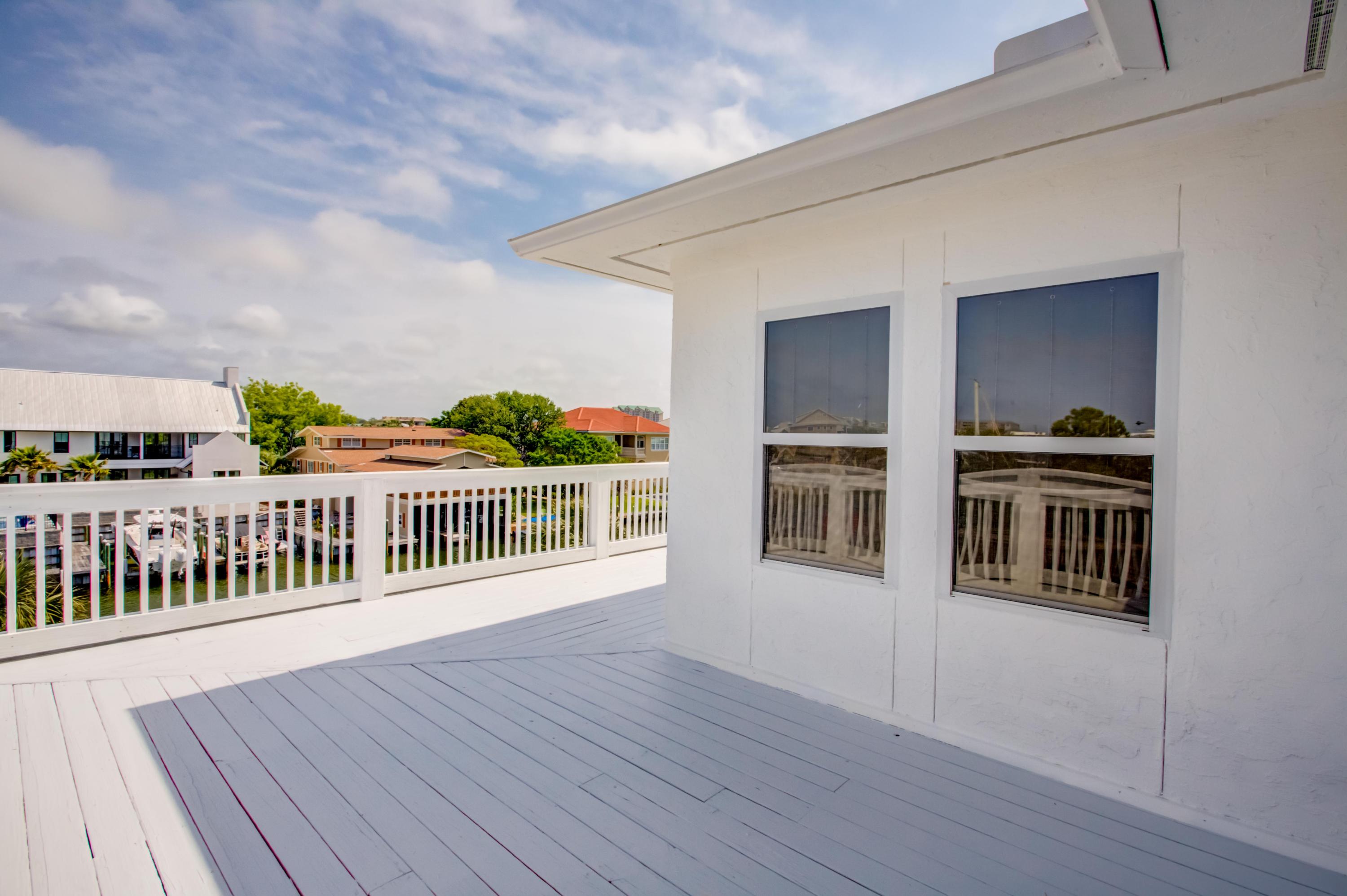 523 Gulf Shore Drive Destin, FL 32541 - Photo 30 of 78 a view of a roof deck
