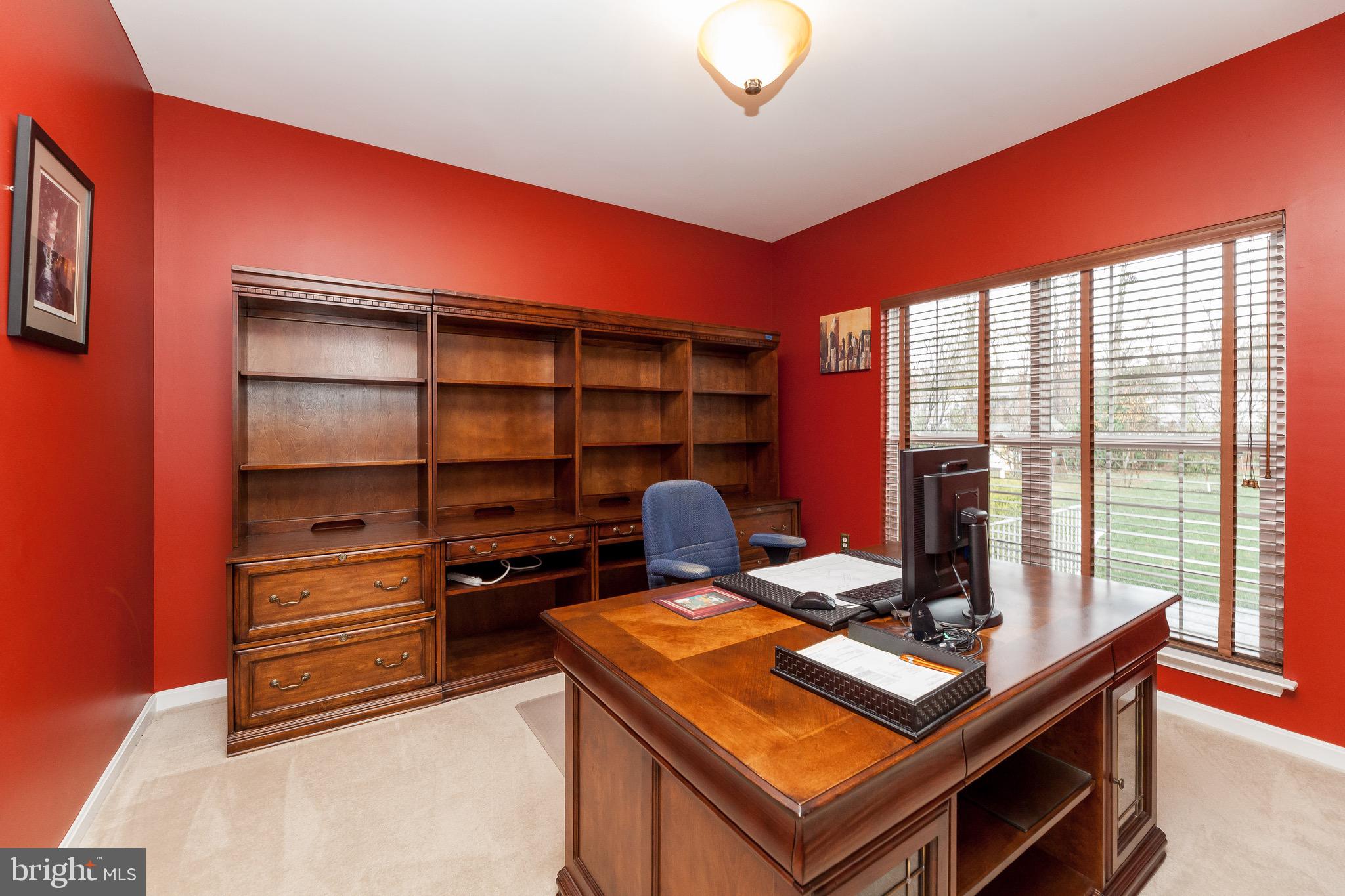 11104 Park Ridge Road Fredericksburg, VA 22408 - Photo 17 of 76 Main level Office