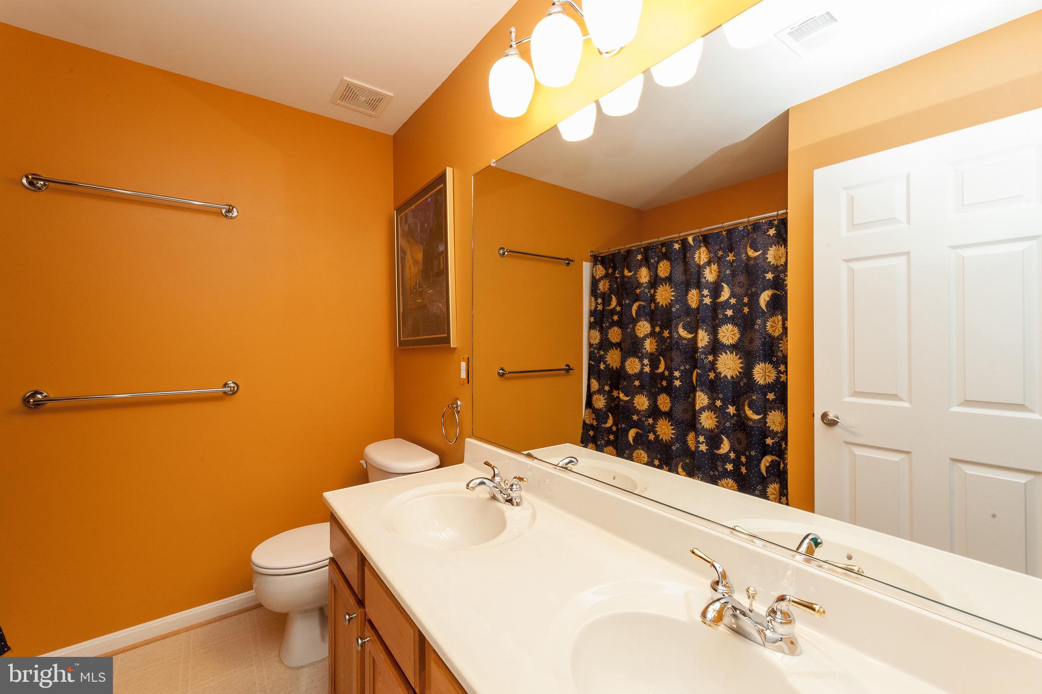 11104 Park Ridge Road Fredericksburg, VA 22408 - Photo 47 of 76 Bath upper level