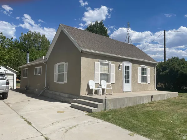 $360,000 | 325 South 200 E Street, Glenwood, UT 84730